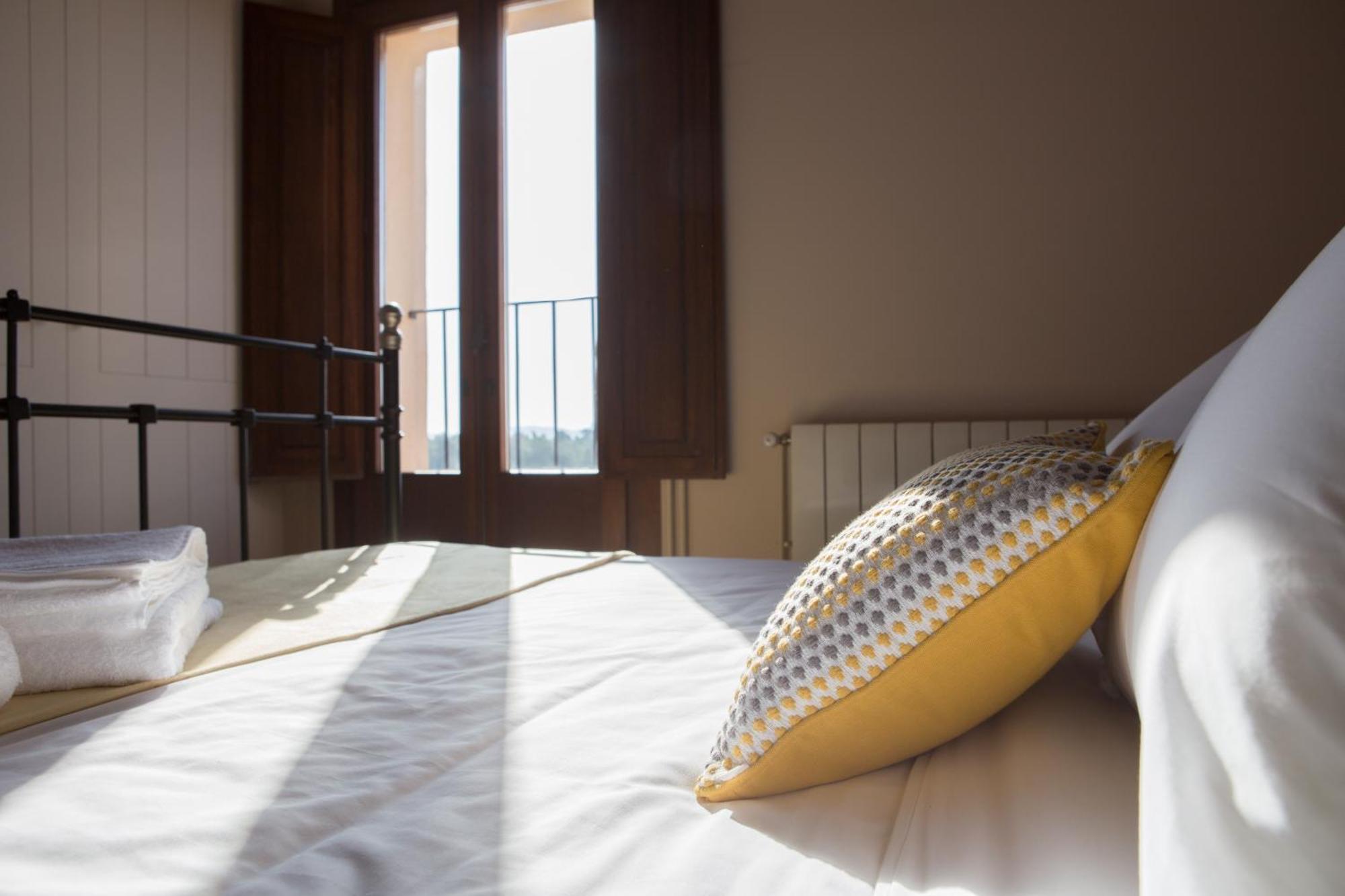 Casa Rural Masia Les Apieres El Pla de Manlleu Екстериор снимка